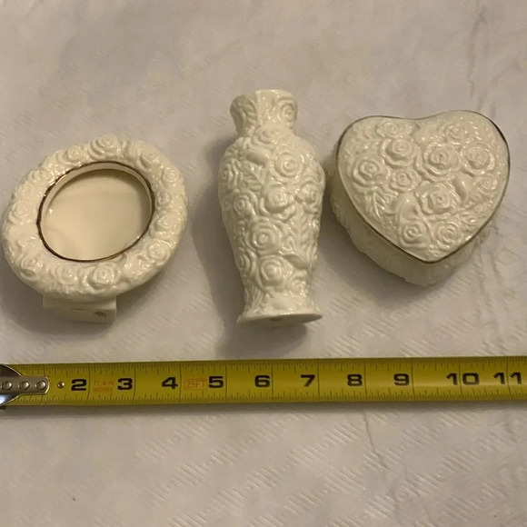 International Silver Company Vintage 3 Piece Vanity Set Bud Vase Frame Heart Box - Picture 6 of 10
